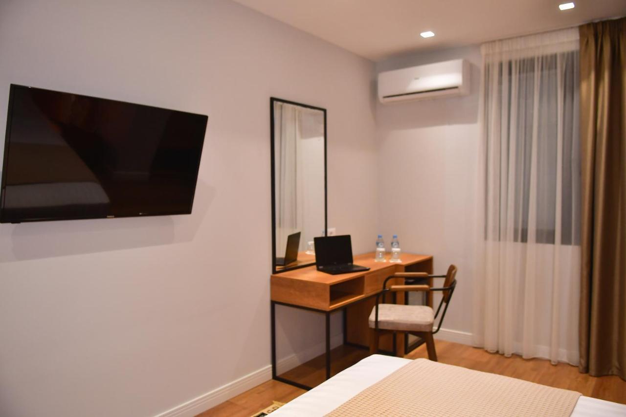 313 Villa City Center Tirana Eksteriør billede
